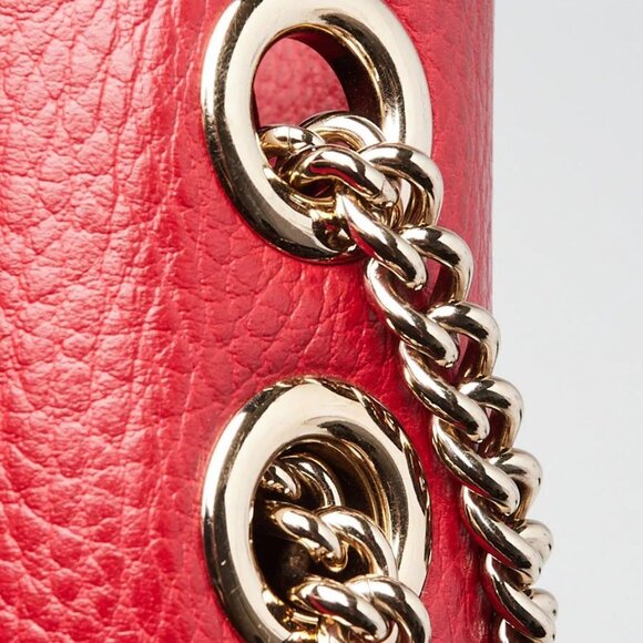 Gucci Red Pebbled Leather Interlocking G Medium Shoulder Bag - Picture 7 of 12